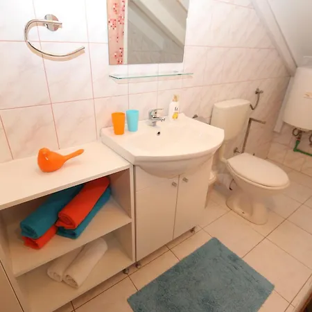 Appartement Sirena 2 *