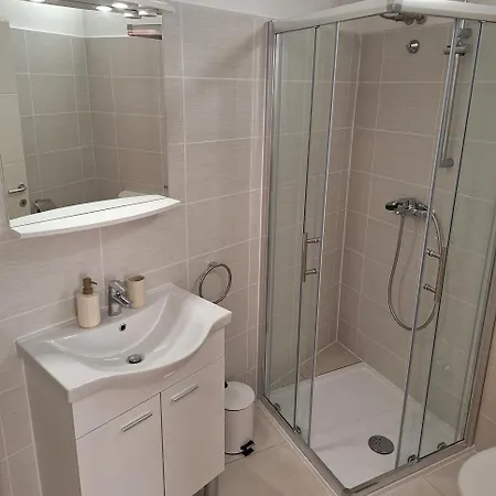 Sirena 2 דוברובניק