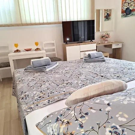 Sirena 2 Апартаменты *