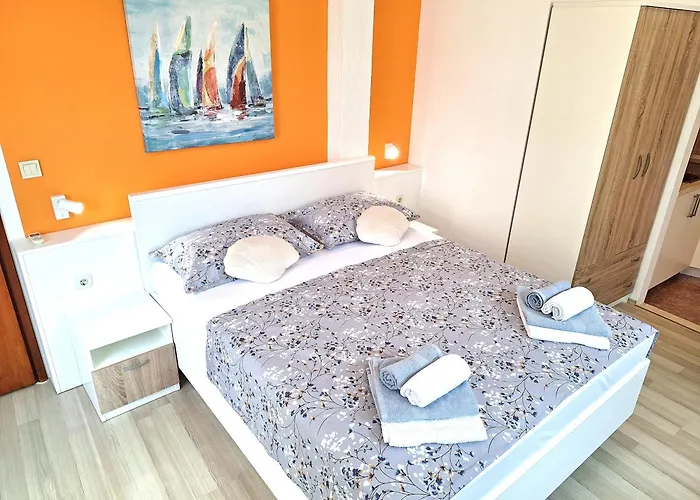 Apartamento Sirena 2 *